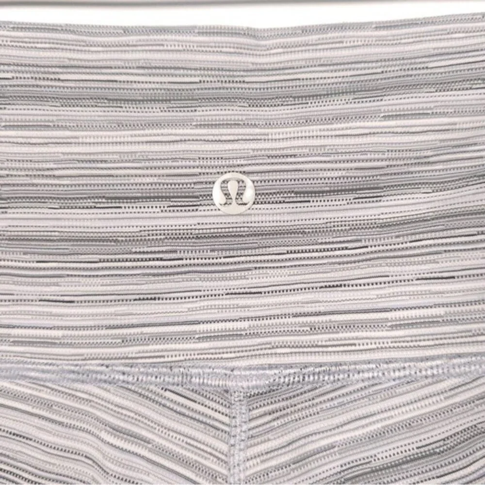 Lululemon Leggings Size 8 High‎ Times Pant Cyber Striped White Silver